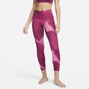 NWT Nike Dri-FIT 7/8 Tights